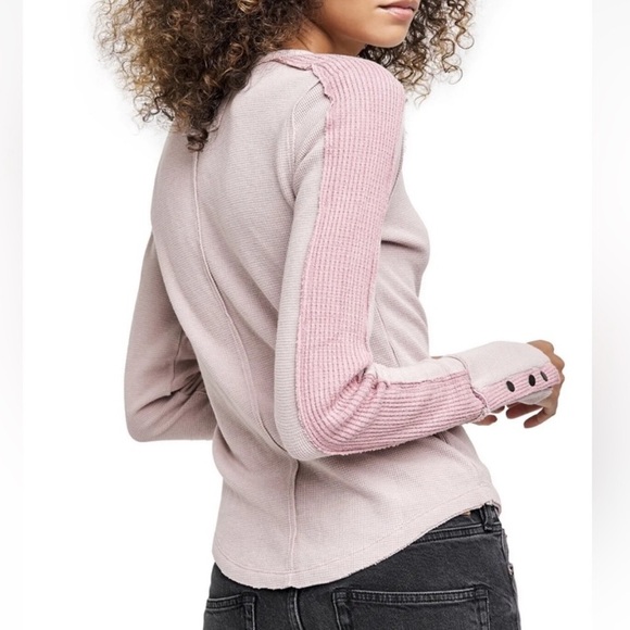 We the Free Long Sleeve Thermal Tasha Top Pink/Daytime Fireworks 
M - Picture 11 of 11